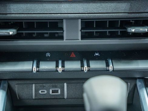 New 2026 Chevrolet Colorado Trail Boss AWD/4WD image 22
