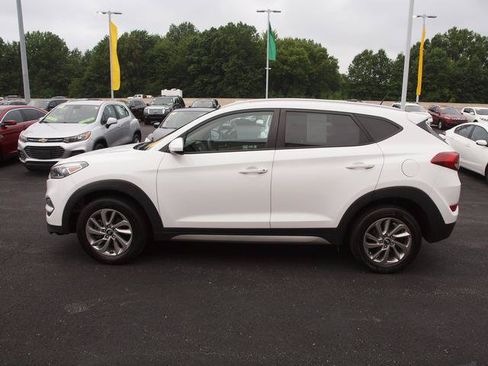 Used 2017 Hyundai Tucson SE w/ SE Popular Package 02 AWD/4WD image 3
