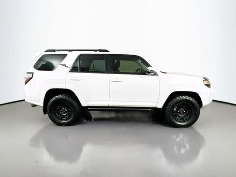 Certified 2023 Toyota 4Runner TRD Off-Road Premium AWD/4WD image 4