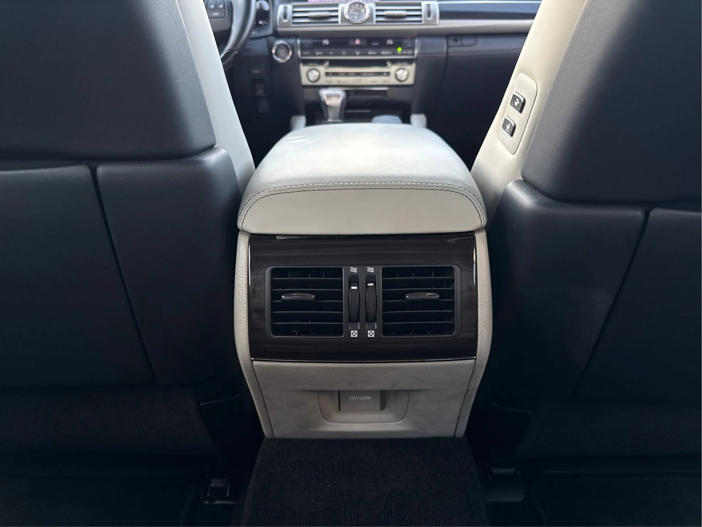 Used 2014 Lexus LS 460 w/ Comfort Package RWD image 37