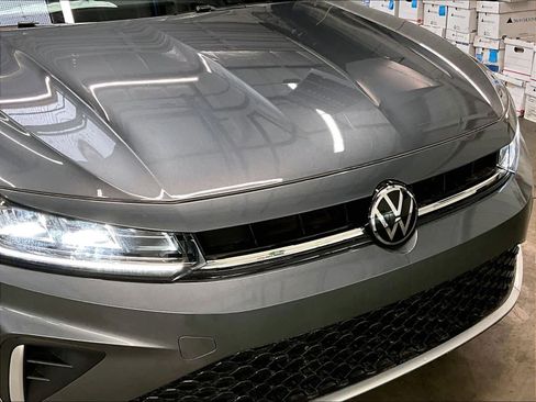 New 2026 Volkswagen Jetta SE image 31