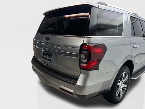 Used 2023 Ford Expedition Limited RWD image 18