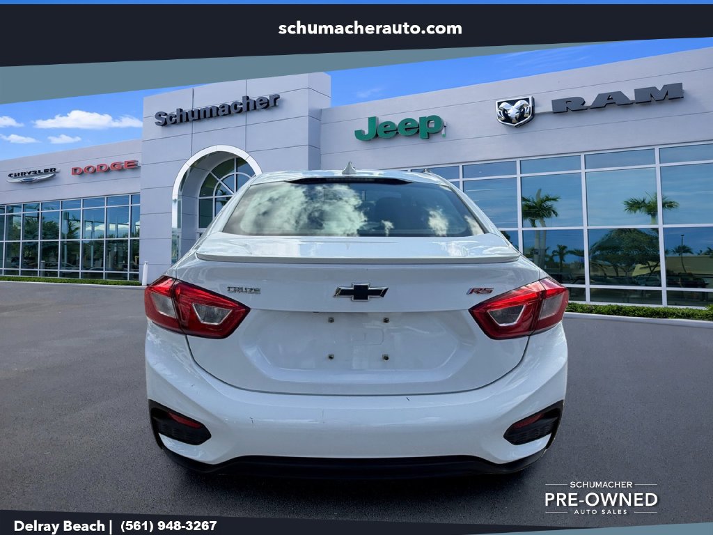 Used 2019 Chevrolet Cruze LT w/ RS Package FWD image 6