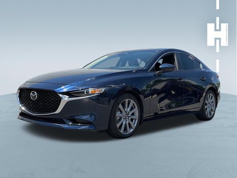Used 2024 MAZDA MAZDA3 s FWD image 2