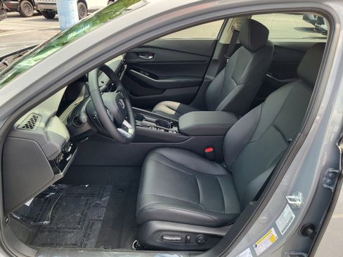 New 2025 Honda Accord Touring image 9