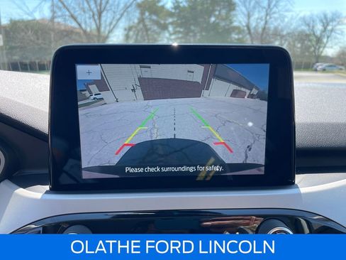 Certified 2021 Ford Escape SE AWD/4WD image 16