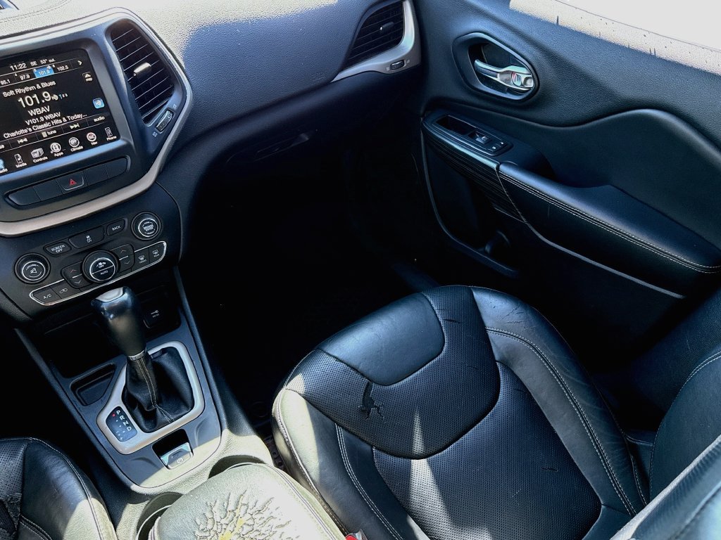 Used 2014 Jeep Cherokee Limited w/ Luxury Group FWD image 26