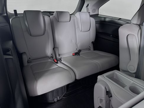 Certified 2024 Honda Odyssey Elite image 29