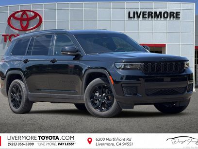Used 2024 Jeep Grand Cherokee L Laredo
