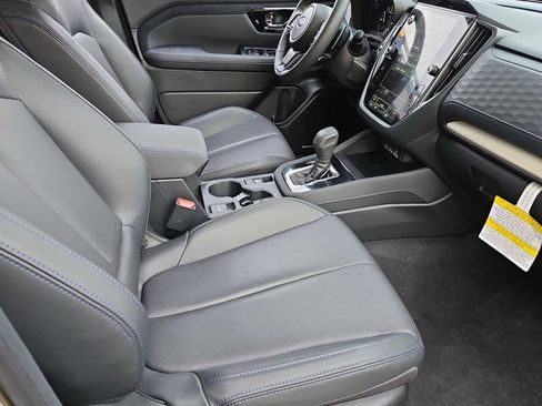 Used 2025 Subaru Forester Limited image 22