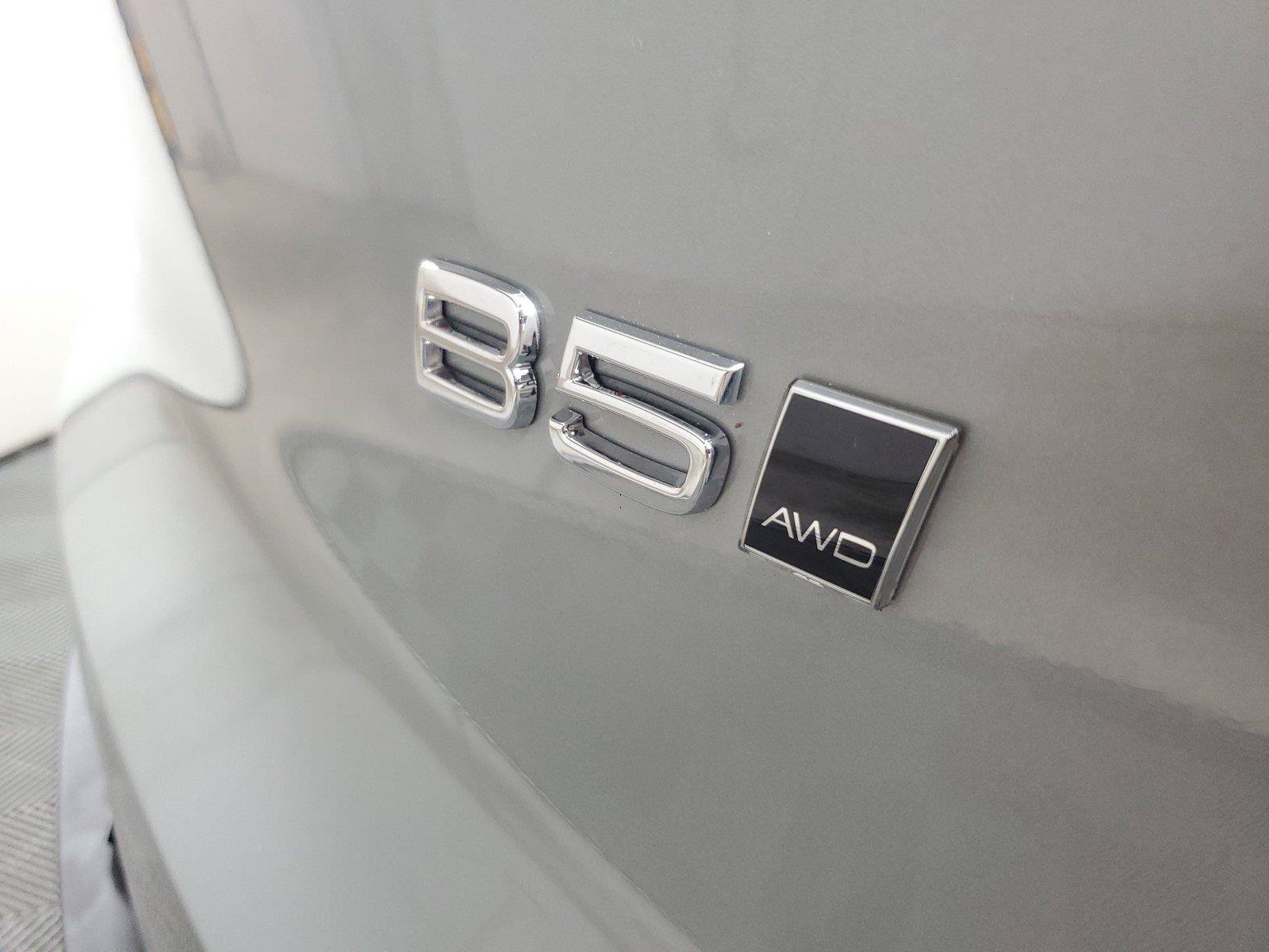 Used 2026 Volvo XC40 B5 Core AWD/4WD image 7