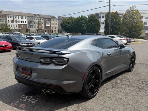 Used 2019 Chevrolet Camaro SS RWD image 15