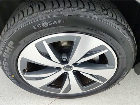 Used 2024 Audi Q8 e-tron Premium image 58