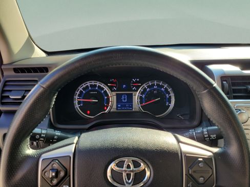 Used 2015 Toyota 4Runner SR5 RWD image 15