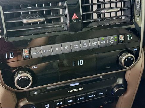 Used 2022 Lexus GX 460 Premium image 19