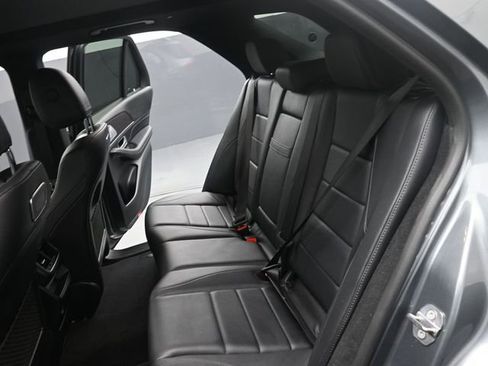 Used 2020 Mercedes-Benz GLE 350 w/ Premium Package image 19