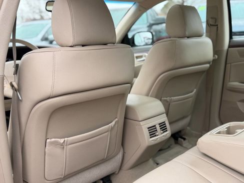 Used 2008 Toyota Avalon XLS image 60