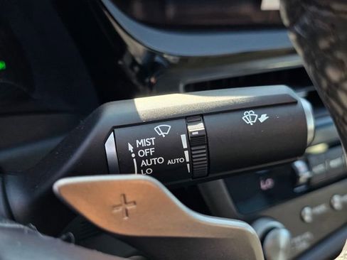 Used 2024 Lexus ES 300h w/ Premium Package image 34