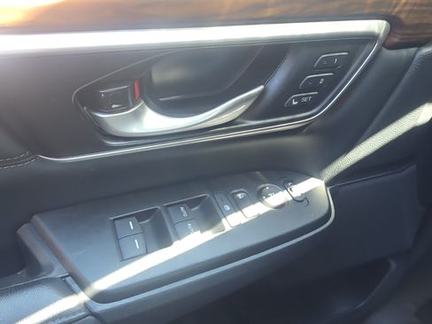 Used 2022 Honda CR-V EX-L image 31