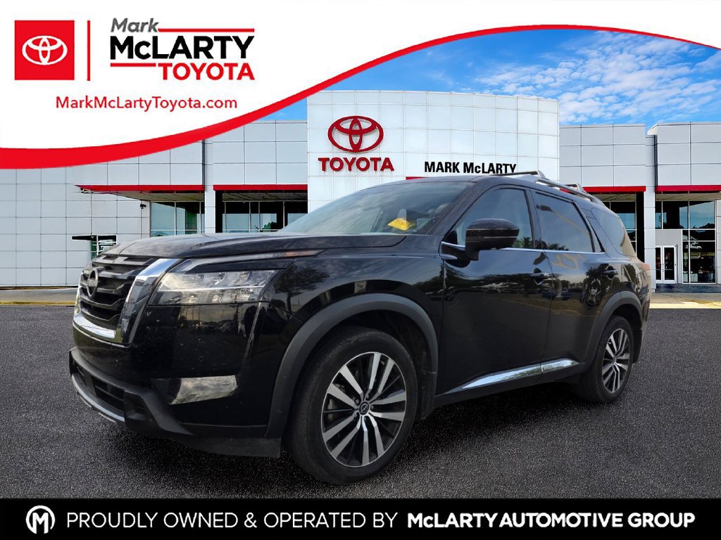 Used 2023 Nissan Pathfinder Platinum FWD 360° Tour