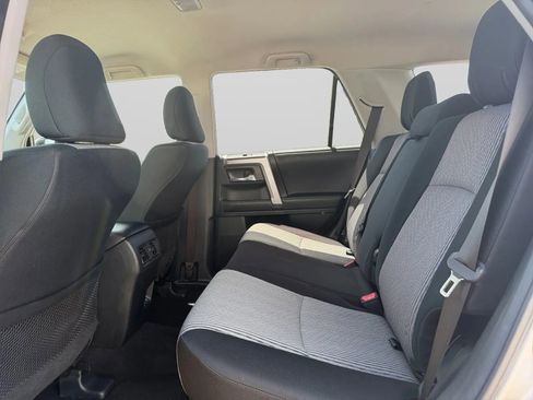Used 2020 Toyota 4Runner SR5 AWD/4WD image 28