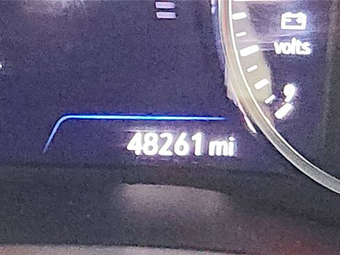 Used 2024 Buick Enclave Premium image 35