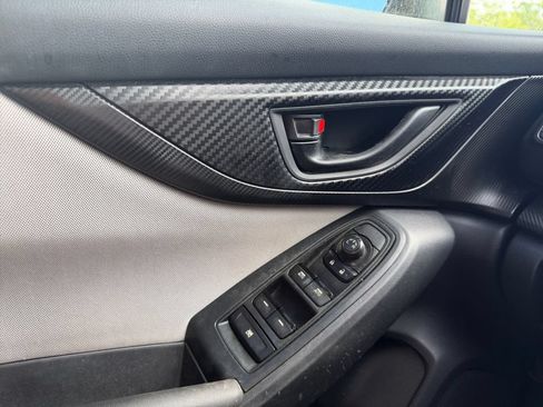 Used 2018 Subaru Crosstrek 2.0i AWD/4WD image 10