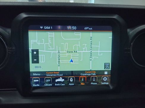 Used 2021 Jeep Gladiator Overland AWD/4WD image 45