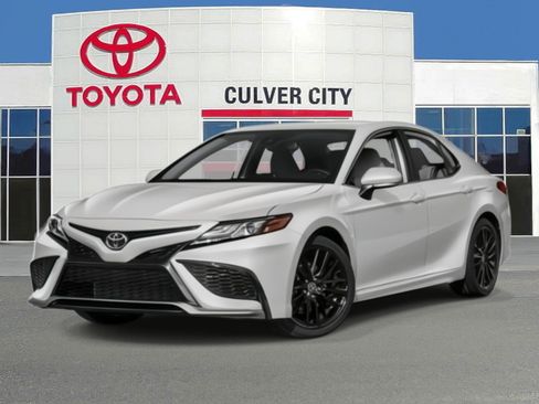 Used 2024 Toyota Camry XSE image 1