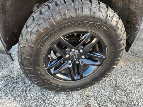 Used 2019 Chevrolet Silverado 1500 LT w/ Texas Edition RWD image 10