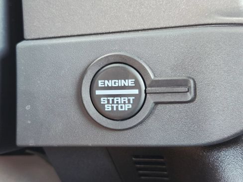 Used 2026 Ford Bronco Badlands AWD/4WD image 24
