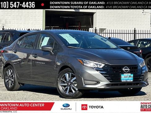Used 2025 Nissan Versa SV image 1