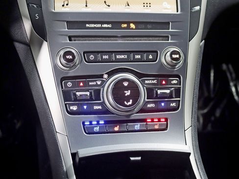 Used 2018 Lincoln MKZ Reserve w/ Technology Package AWD/4WD image 22