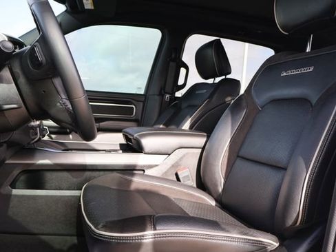 Used 2022 RAM 1500 Laramie image 9