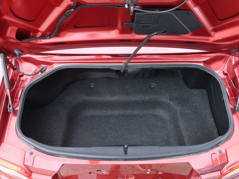 Used 2010 MAZDA MX-5 Miata Grand Touring w/ Premium Pkg RWD image 26