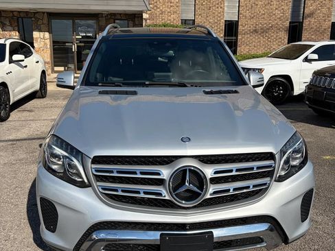 Used 2017 Mercedes-Benz GLS 450 4MATIC image 2