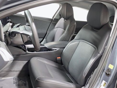 Used 2025 Lucid Air Pure image 30