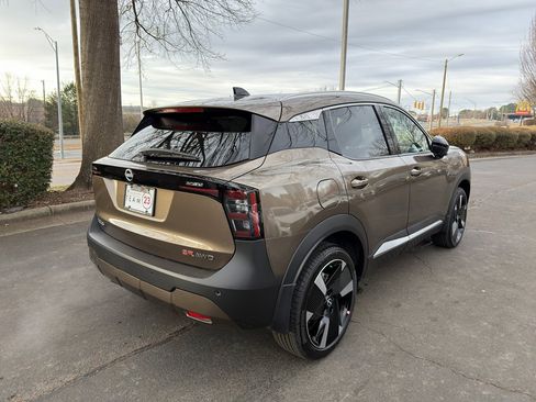 New 2026 Nissan Kicks SR w/ SR Premium Package image 7