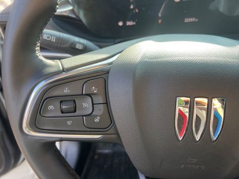 Certified 2024 Buick Envista Preferred w/ Convenience I Package image 20