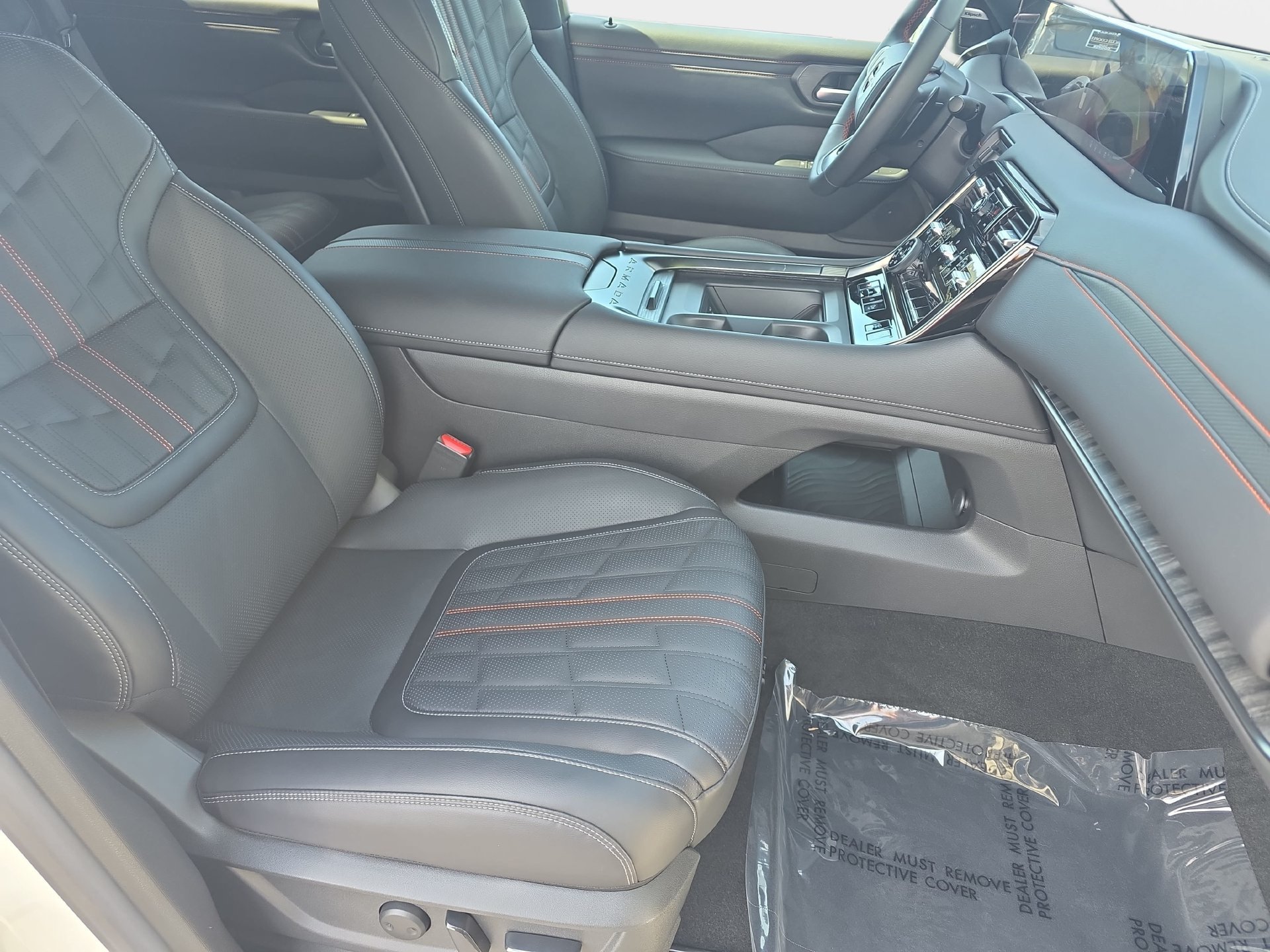 Used 2025 Nissan Armada PRO-4X AWD/4WD image 10