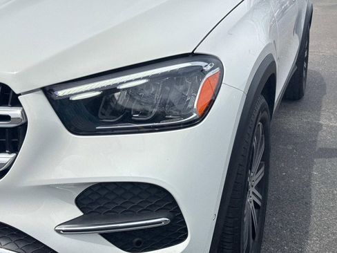 Used 2025 Mercedes-Benz GLE 350 4MATIC image 10