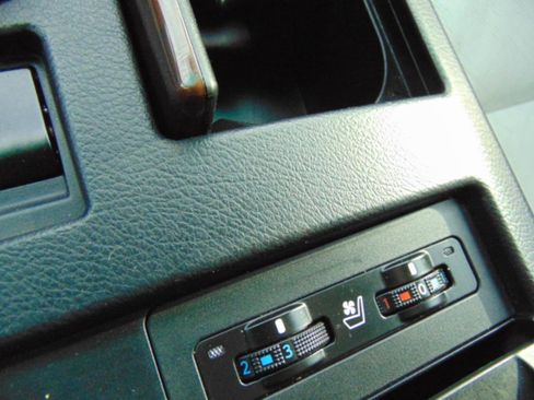 Used 2012 Lexus RX 350 FWD w/ Premium Pkg image 18