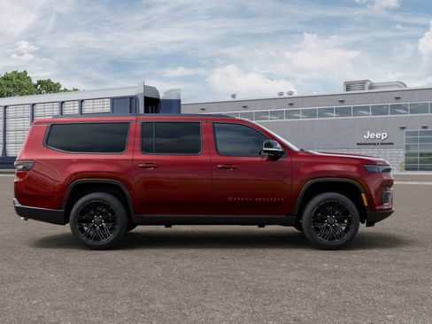 New 2026 Jeep Grand Wagoneer L Limited AWD/4WD image 34