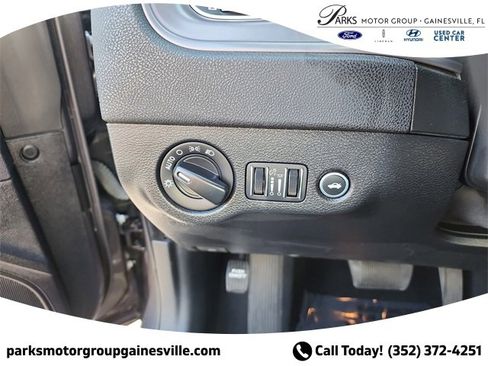 Used 2023 Dodge Charger GT image 21