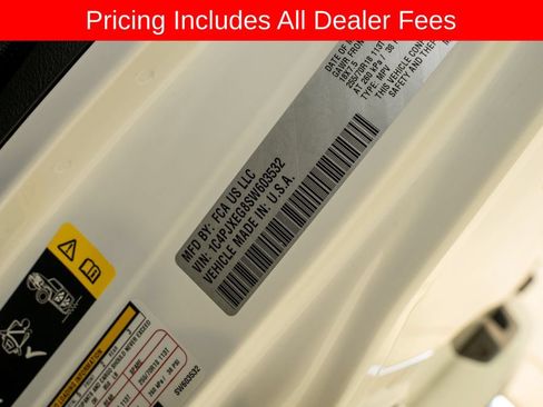 Used 2025 Jeep Wrangler Unlimited Sahara AWD/4WD image 21