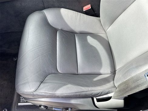 Used 2023 Volvo XC60 B5 Plus image 21