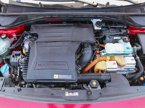 Used 2020 Kia Niro EX FWD image 26
