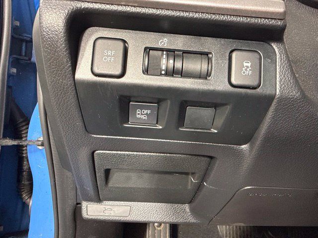 Used 2017 Subaru Crosstrek 2.0i Limited AWD/4WD image 19