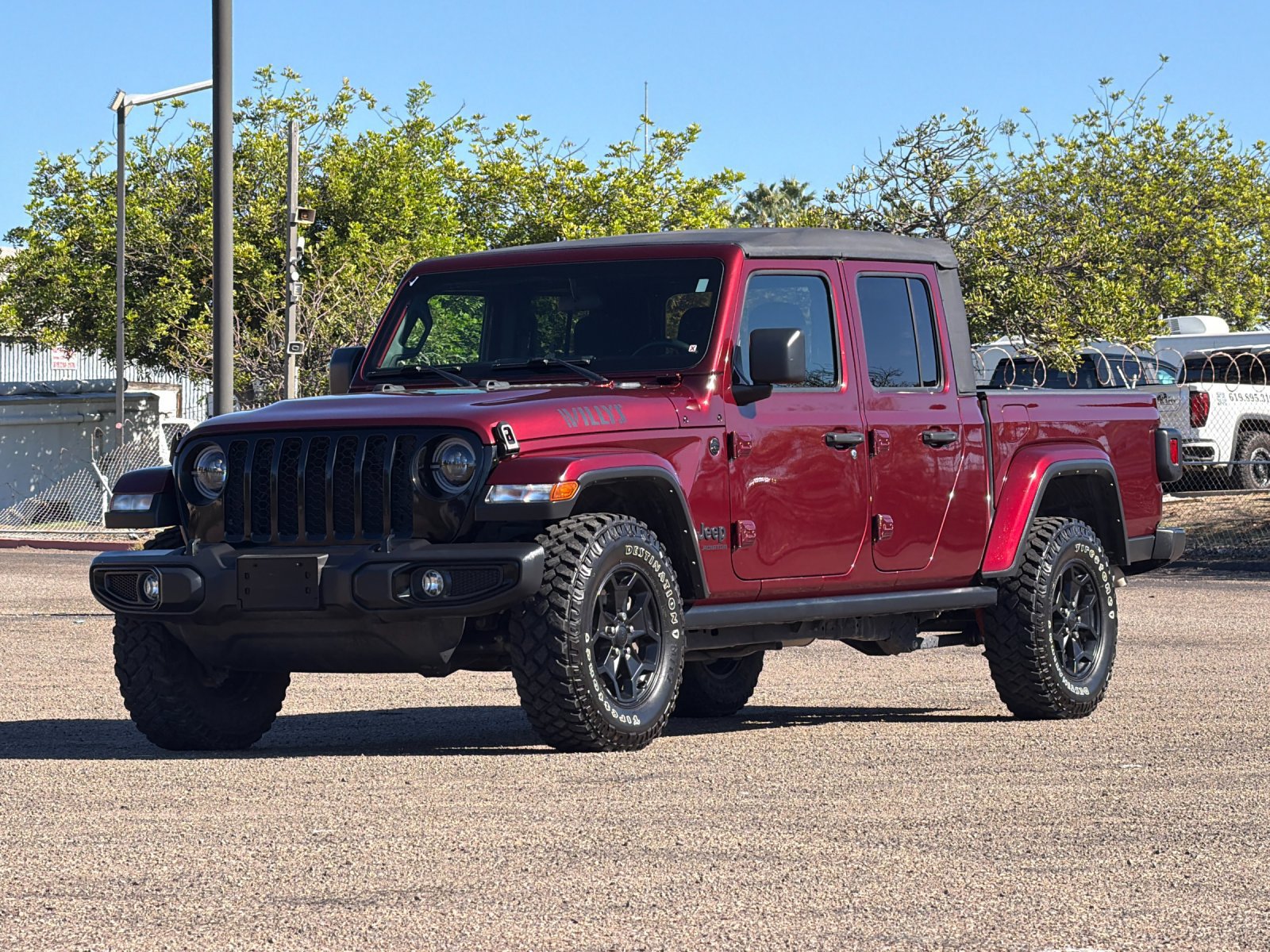 Used 2021 Jeep Gladiator Sport AWD/4WD image 8