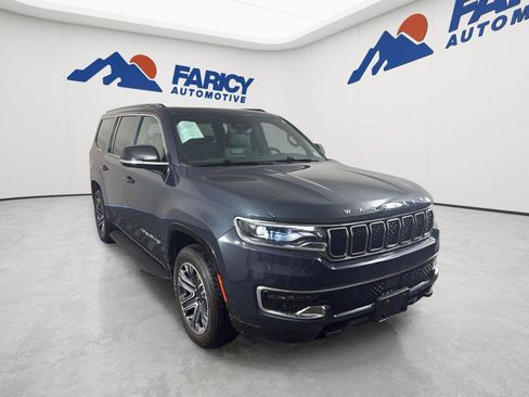 Used 2024 Jeep Wagoneer 4WD w/ Premium Group I image 4